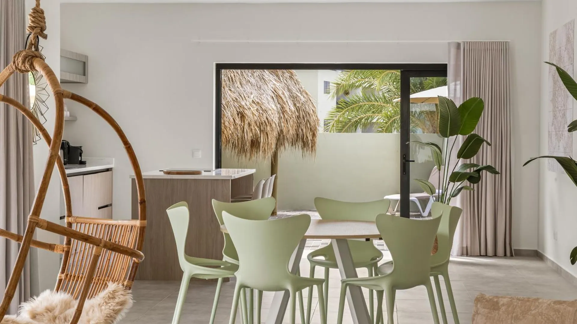 Villa Mambo Beach With Private Pool Willemstad 0*,
