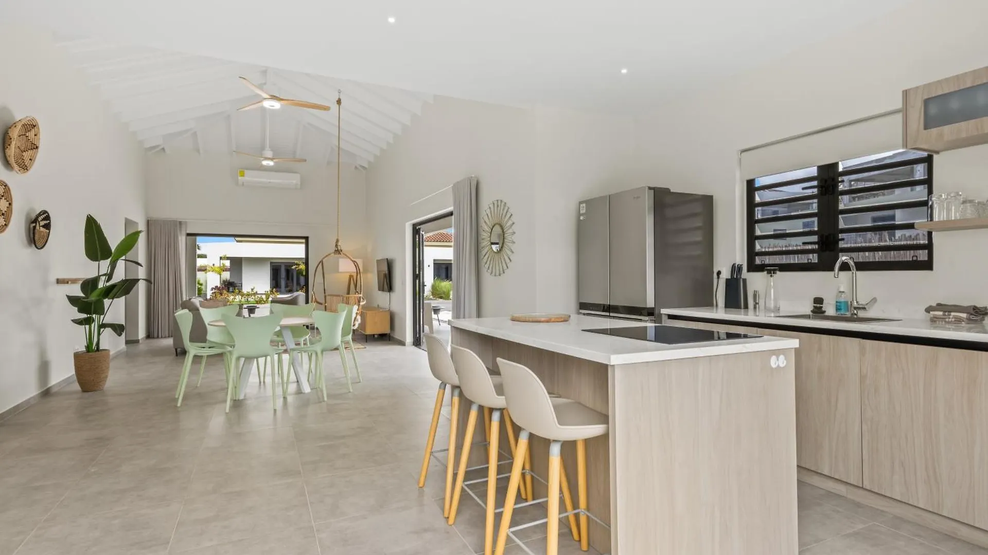 Villa Mambo Beach With Private Pool Willemstad 0*,