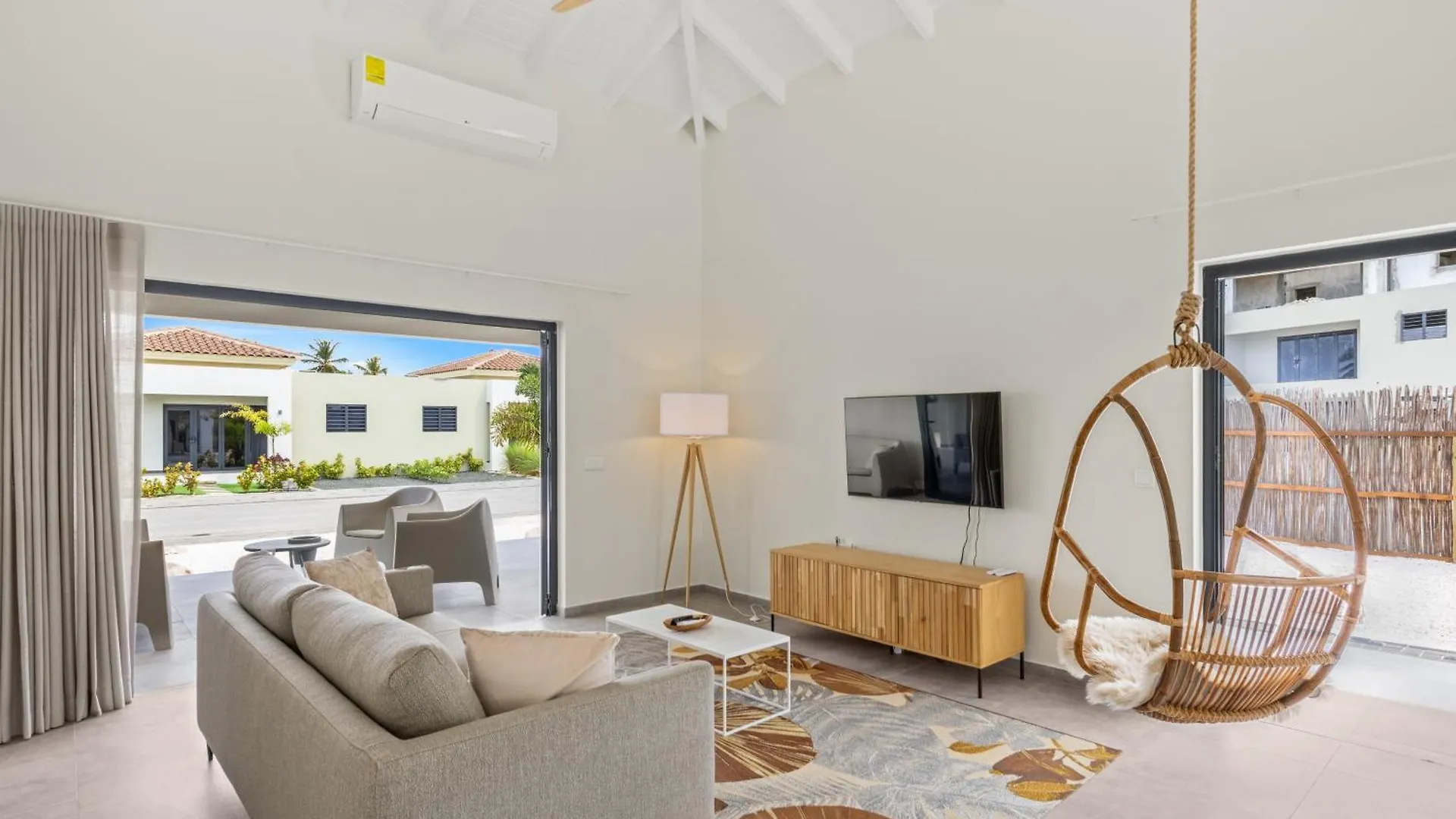 Villa Mambo Beach With Private Pool Willemstad