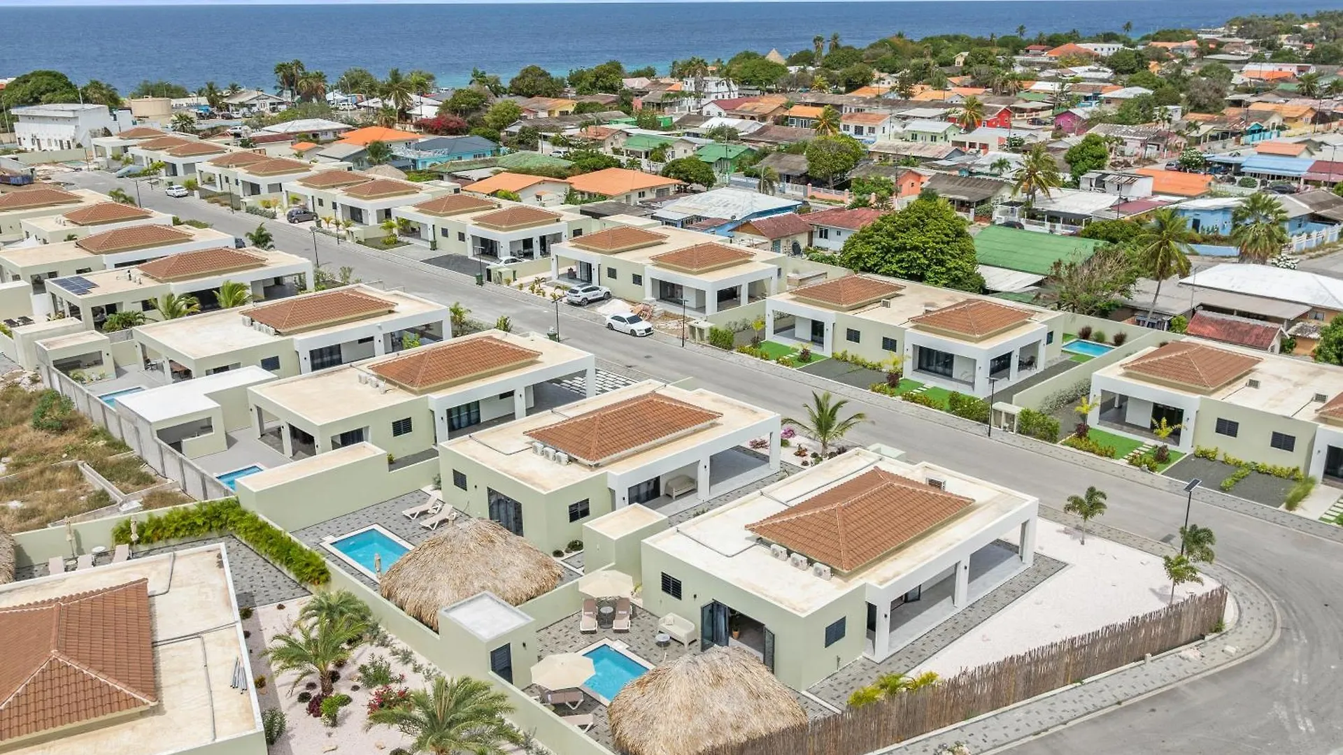 Villa Mambo Beach With Private Pool Willemstad